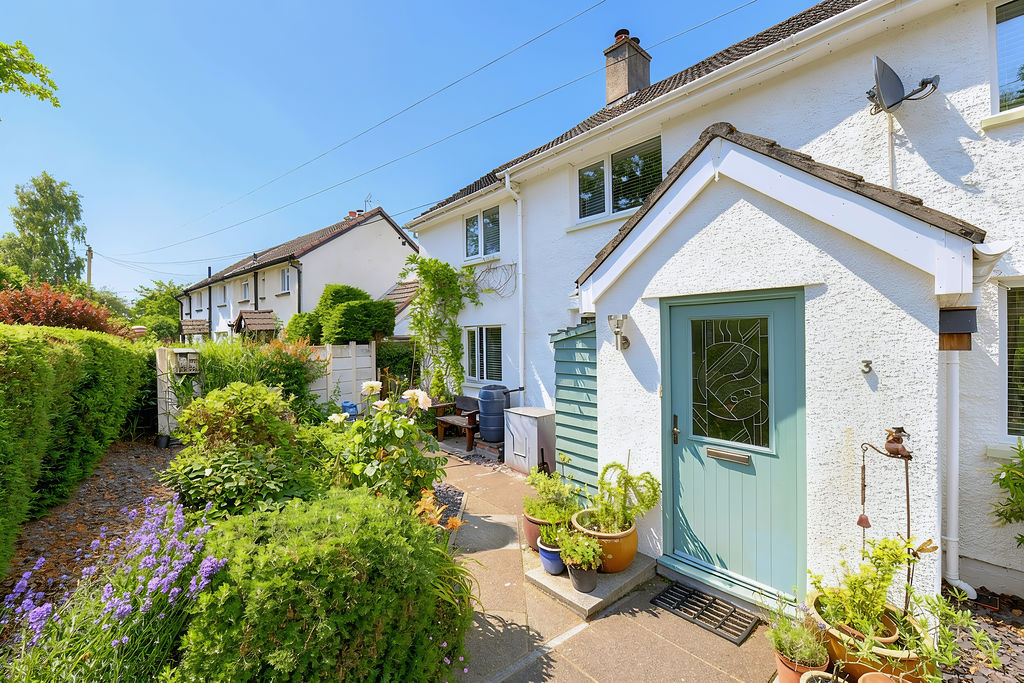 Front Garden- click for photo gallery